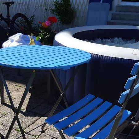 Gite La Petite Maison Horlogere Et Jacuzzi , Raquettes Les Fontenelles Kültér fotó